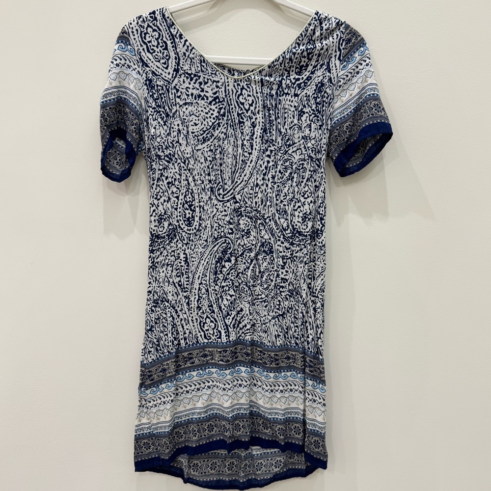 It Hippie Blue & White Paisley Print Short Sleeve Shift Dress Size S